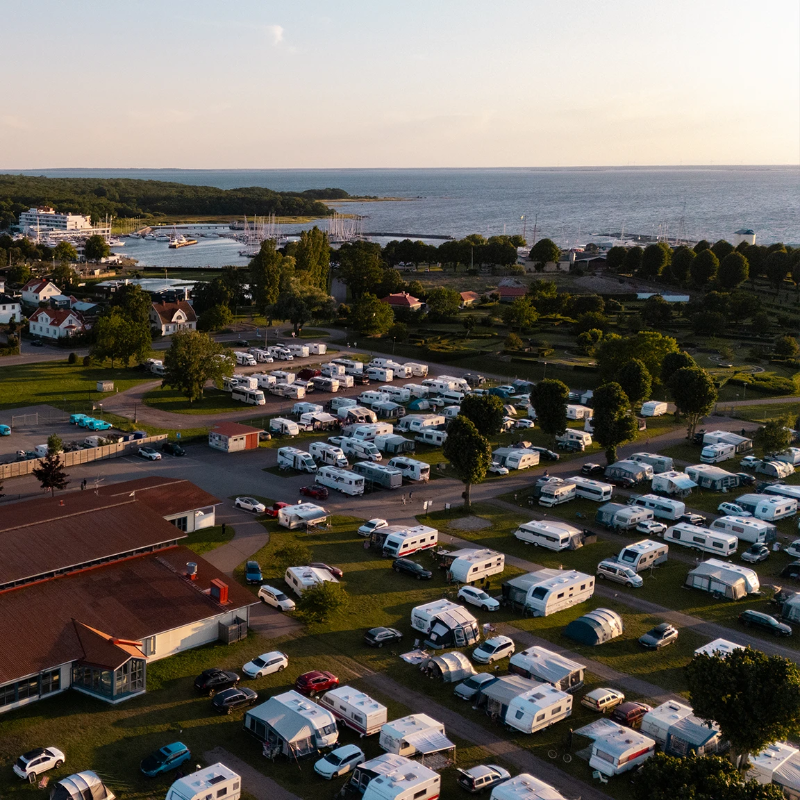 Havs- och stadsnära camping i Borgholm på Öland